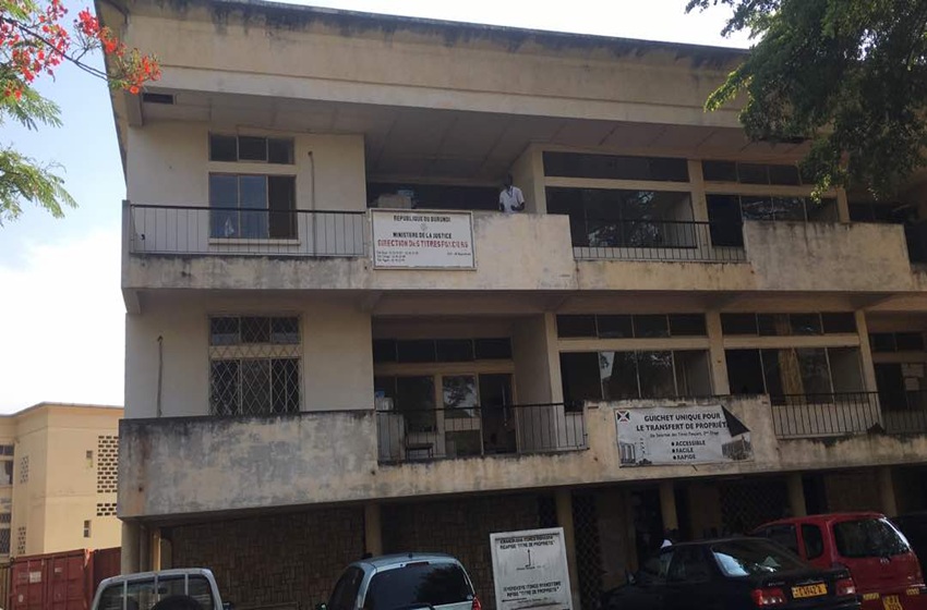  Tout propriétaire burundais désormais tenu de payer un titre foncier sécurisé